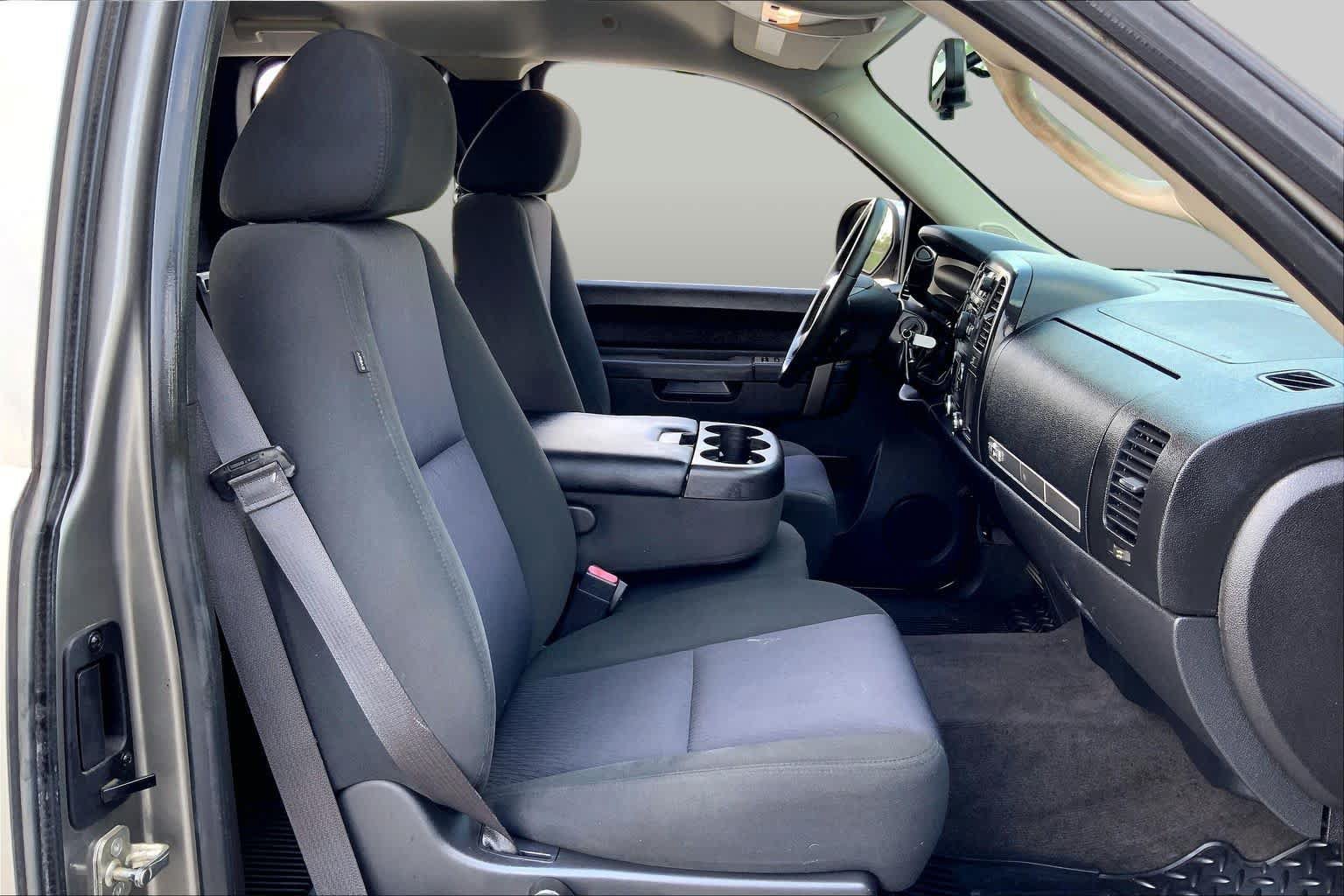 Used 2013 Chevrolet Silverado 1500 LT RWD image 9