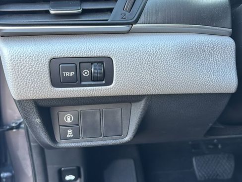 Used 2018 Honda Accord LX image 15