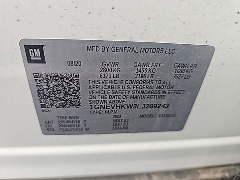 Used 2020 Chevrolet Traverse LT w/ Driver Confidence II Package image 25