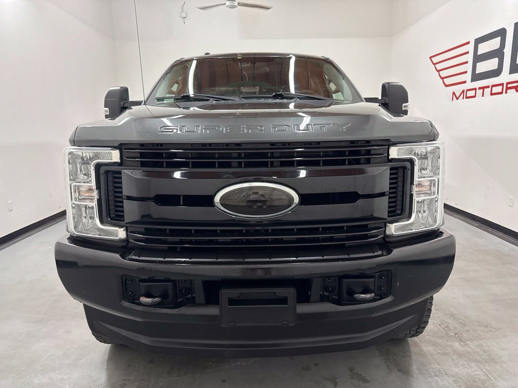 Used 2019 Ford F250 XLT w/ Snow Plow Prep Package AWD/4WD image 10