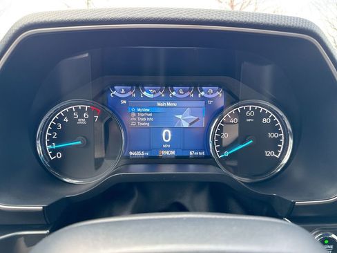 Used 2022 Ford F150 XLT w/ Equipment Group 302A High image 12