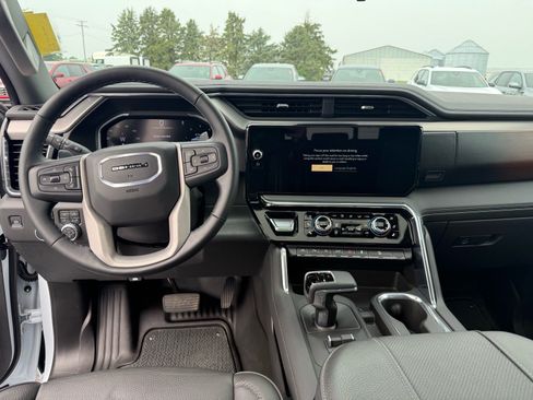 Used 2026 GMC Sierra 1500 Denali w/ Denali Reserve Package AWD/4WD image 23