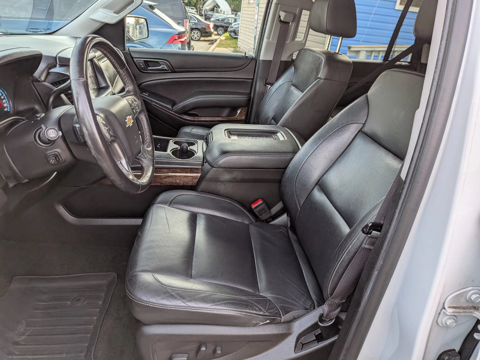 Used 2017 Chevrolet Tahoe LT w/ LT Signature Package AWD/4WD image 29