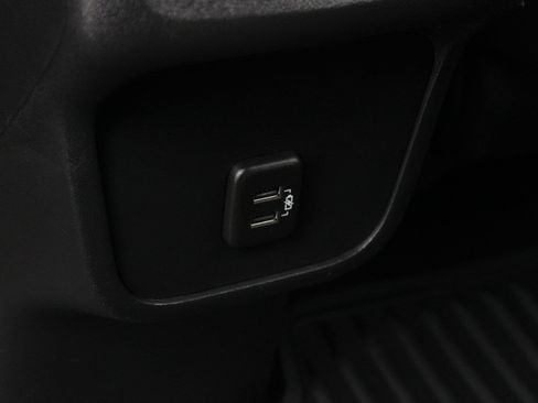 Used 2019 Chevrolet Equinox LT w/ Driver Convenience Package FWD image 20