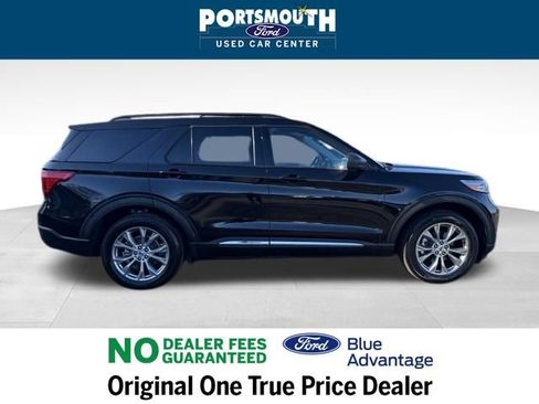 Used 2023 Ford Explorer XLT w/ Equipment Group 202A image 6