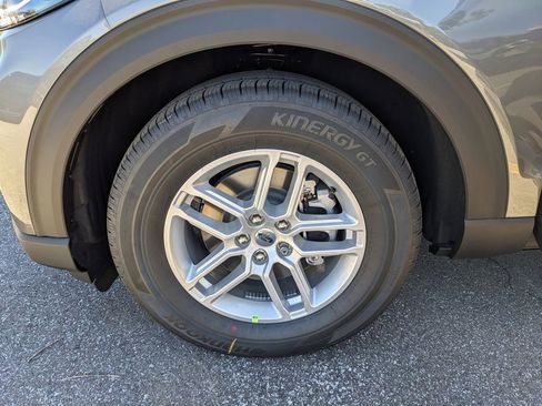 New 2026 Ford Explorer Active image 33