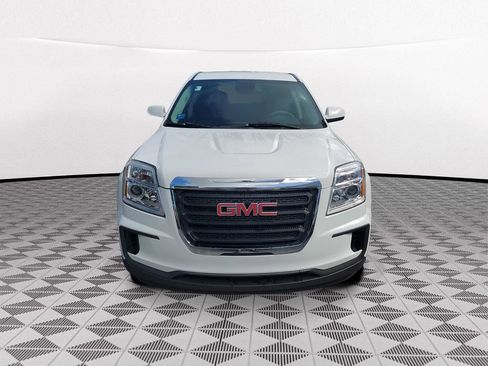 Used 2017 GMC Terrain SLE FWD image 2