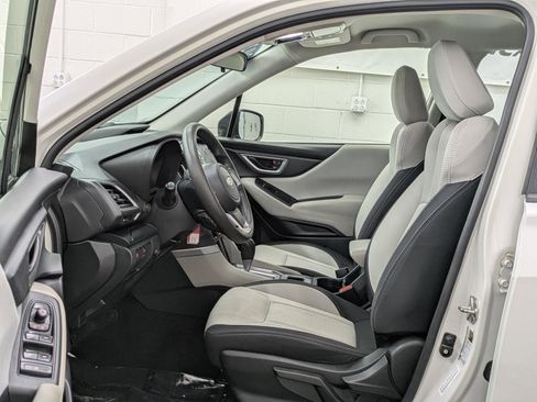 Used 2022 Subaru Forester image 3