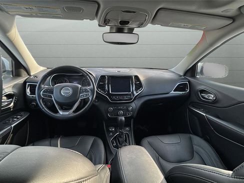 Used 2021 Jeep Cherokee Limited image 16