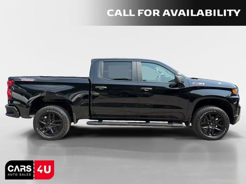 Used 2021 Chevrolet Silverado 1500 Custom Trail Boss w/ Midnight Edition AWD/4WD image 8