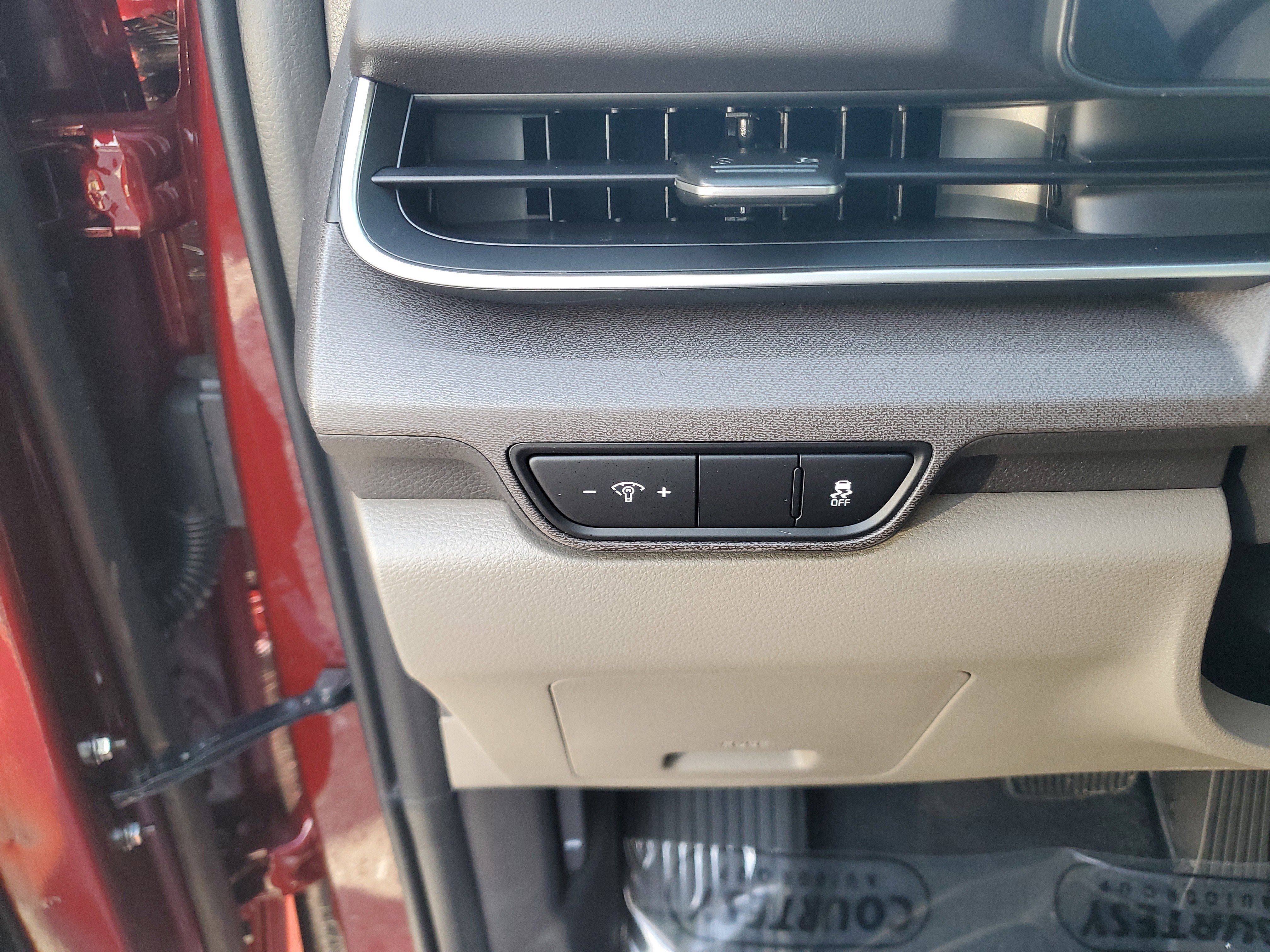 New 2026 Kia Carnival EX FWD image 26