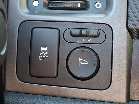 Used 2011 Honda CR-V SE image 20