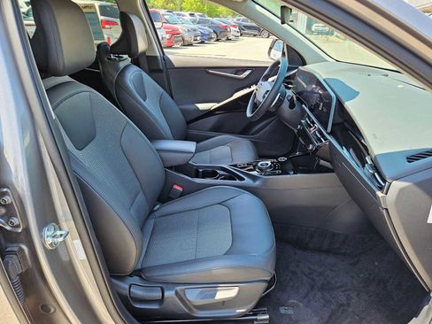 Used 2023 Kia Niro Wind image 19