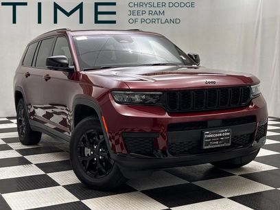 Used 2025 Jeep Grand Cherokee L Altitude