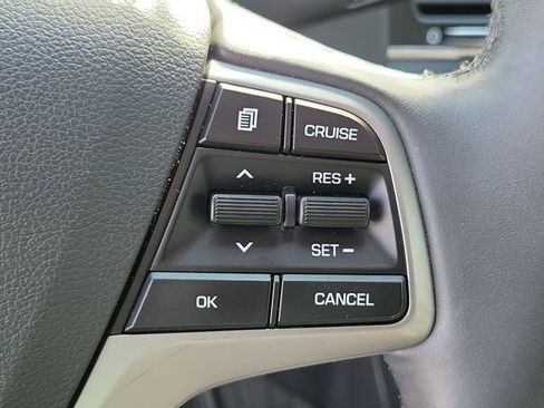 Used 2017 Hyundai Elantra Value Edition w/ Cargo Package FWD image 22