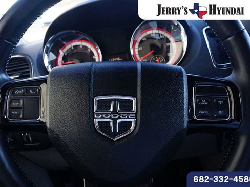 Used 2019 Dodge Grand Caravan SXT image 14