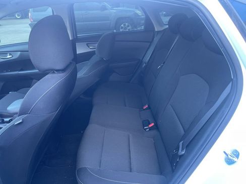 Used 2021 Kia Forte LXS image 10