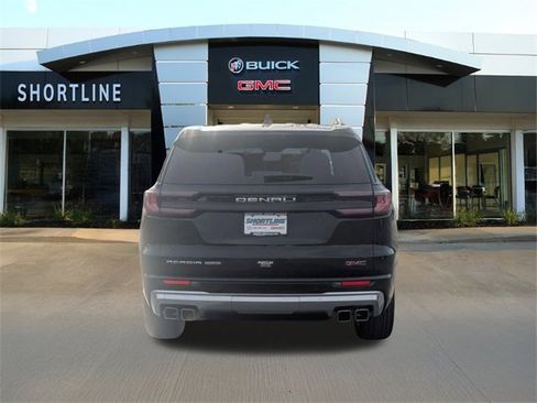 Used 2024 GMC Acadia Denali w/ Super Cruise Package image 4