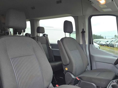 Used 2018 Ford Transit 350 XLT image 13