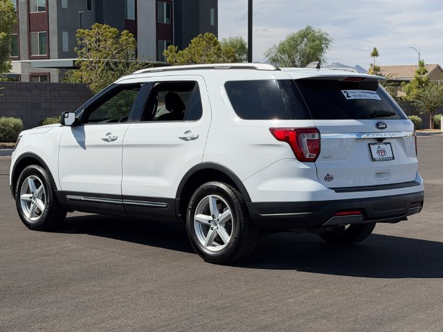 Used 2019 Ford Explorer XLT FWD image 3