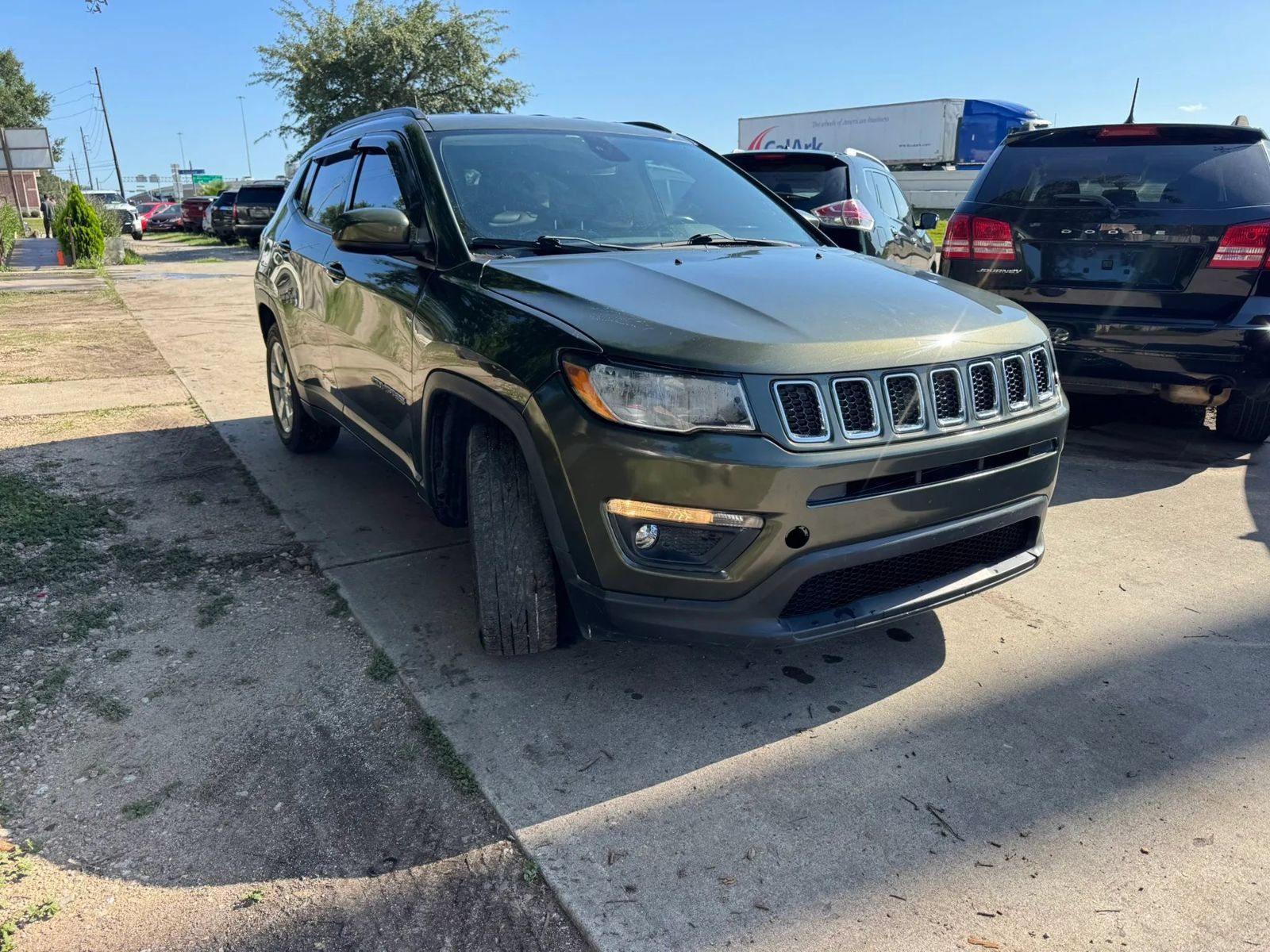 Used 2020 Jeep Compass Latitude w/ Popular Equipment Group FWD image 4