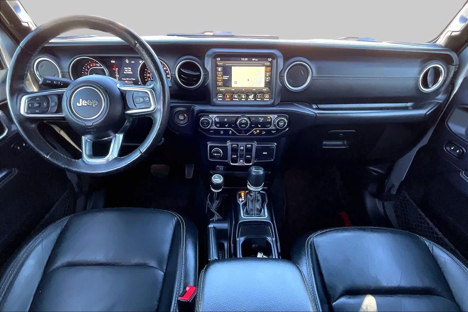 Used 2018 Jeep Wrangler Unlimited Sahara AWD/4WD image 14