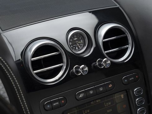 Used 2011 Bentley Continental GTC image 22