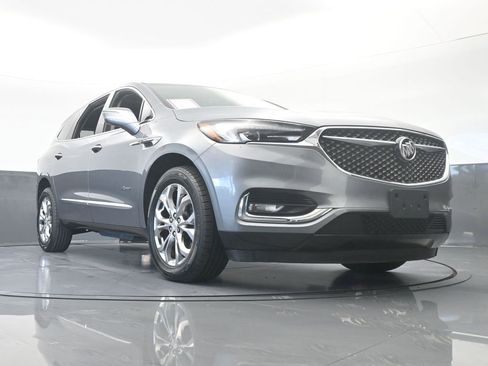 Used 2018 Buick Enclave Avenir w/ Avenir Technology Package image 68