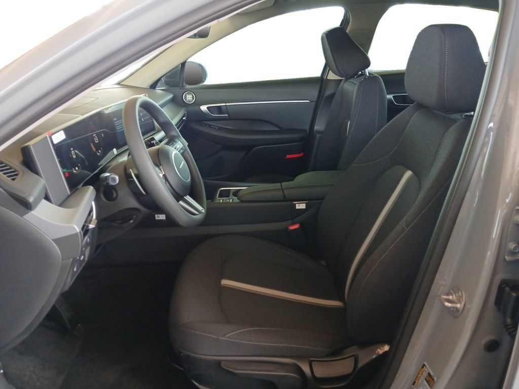 New 2026 Hyundai Sonata Blue FWD image 10