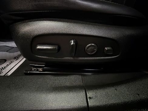 Used 2018 Buick LaCrosse Avenir w/ Driver Confidence Package #2 FWD image 12