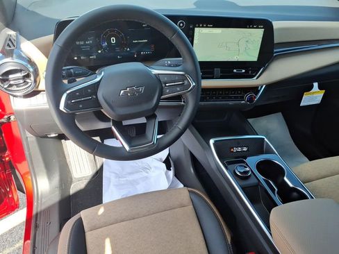 New 2026 Chevrolet Equinox ACTIV w/ Convenience Package III image 15