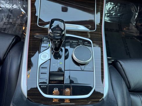 Used 2020 BMW X5 xDrive40i w/ Convenience Package image 40