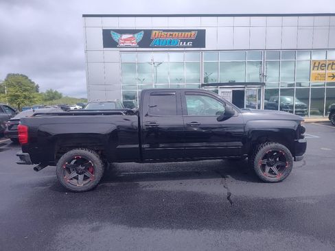Used 2017 Chevrolet Silverado 1500 LT w/ All Star Edition AWD/4WD image 35