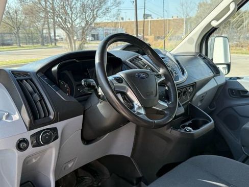 Used 2019 Ford Transit 150 XLT image 18