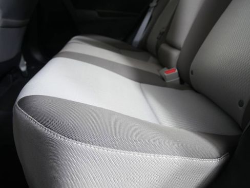 Used 2018 Toyota Corolla LE image 15