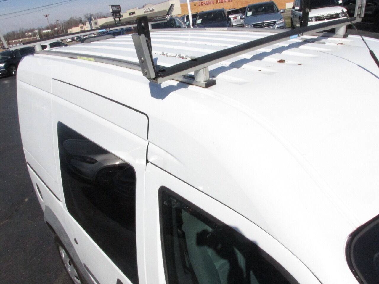 Used 2012 Ford Transit Connect XL FWD image 4