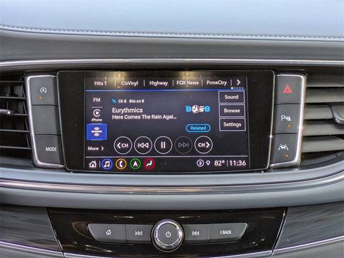 Used 2022 Buick Enclave Premium w/ Surround and Sites Package image 18