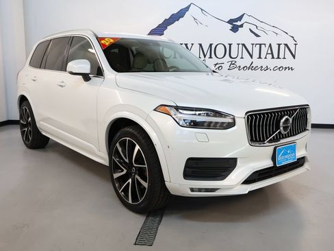 Used 2020 Volvo XC90 T6 Momentum w/ Protection Package Premier AWD/4WD image 1