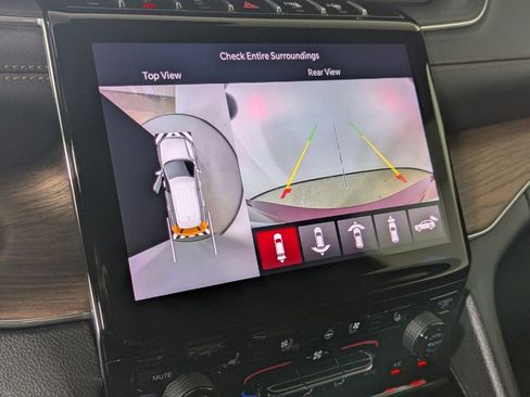 Used 2023 Jeep Grand Cherokee L Summit image 23