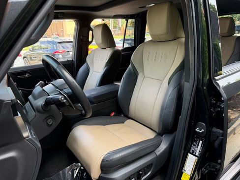 Used 2024 Lexus GX 550 AWD/4WD image 24