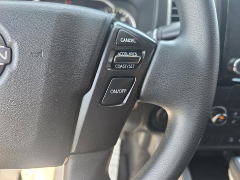 Used 2022 Nissan Frontier SV RWD image 19