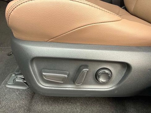 New 2026 Toyota 4Runner Limited image 19