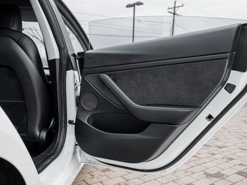 Used 2021 Tesla Model 3 Long Range image 24