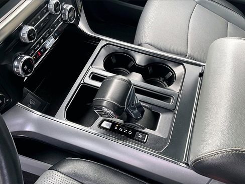 Used 2021 Ford F150 Lariat w/ Equipment Group 502A High image 15