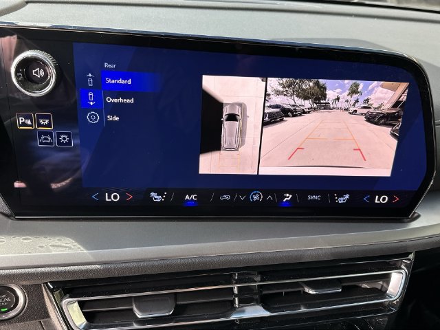 Certified 2024 Chevrolet Traverse LS FWD image 25