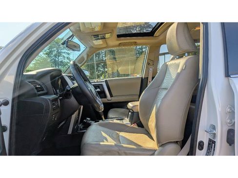 Used 2017 Toyota 4Runner Limited image 14