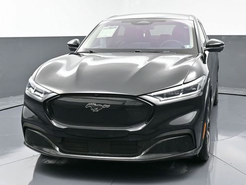 Used 2022 Ford Mustang Mach-E Premium image 5