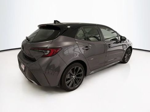 Used 2025 Toyota Corolla XSE FWD image 6