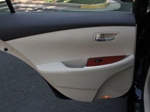 Used 2010 Lexus ES 350 FWD image 20