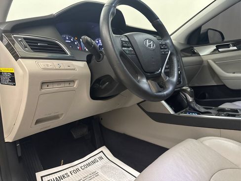 Used 2015 Hyundai Sonata Limited w/ Option Group 06 FWD image 34